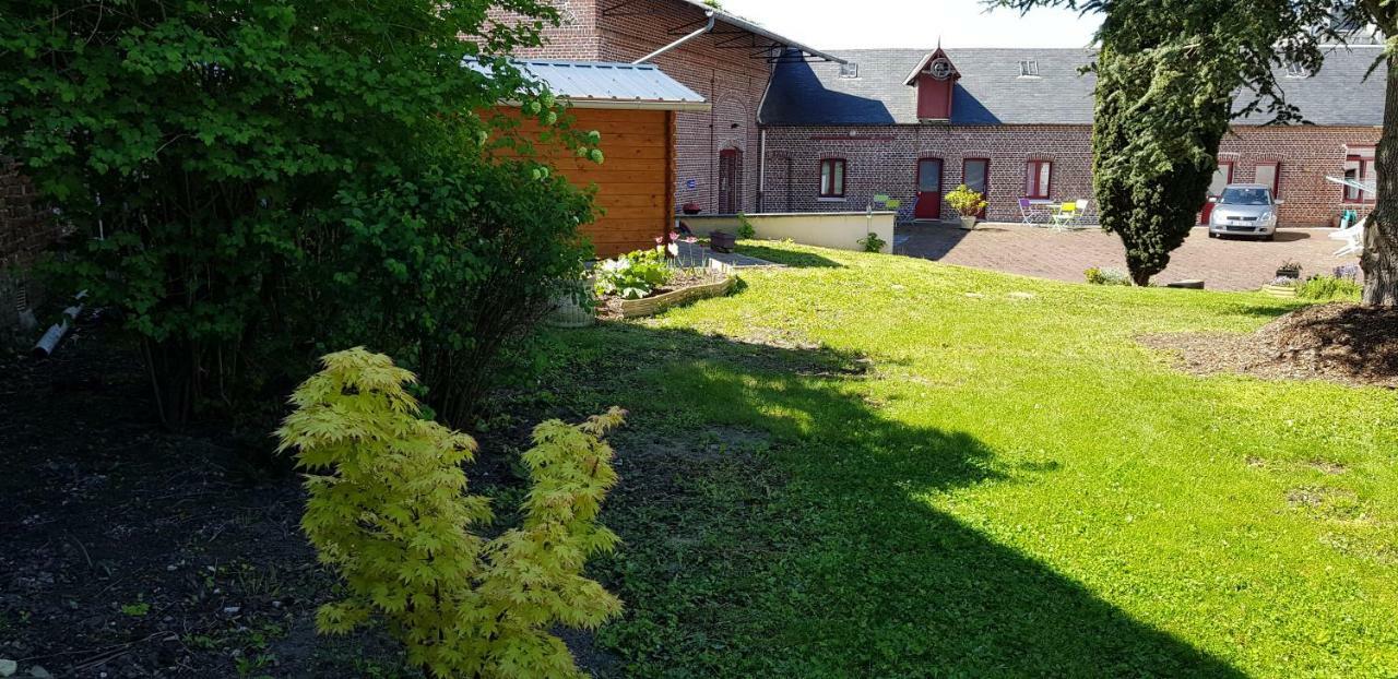 Au Petivall Studio Achicourt Kültér fotó